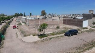 Guaymallen B° villa olivos IV, calle rio juramento