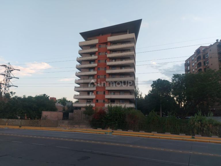 Departamento en Venta en Godoy Cruz, Mendoza