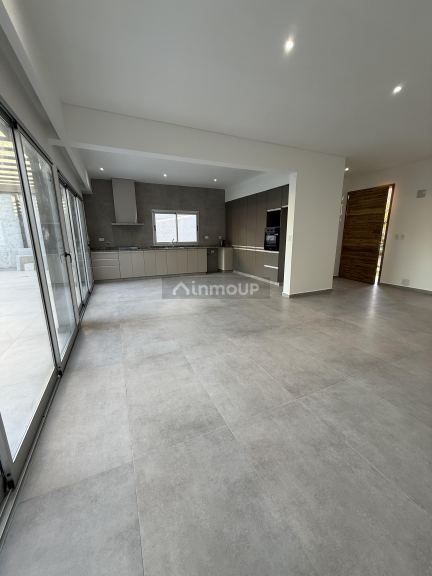 Casa en Alquiler en Maipu, Mendoza