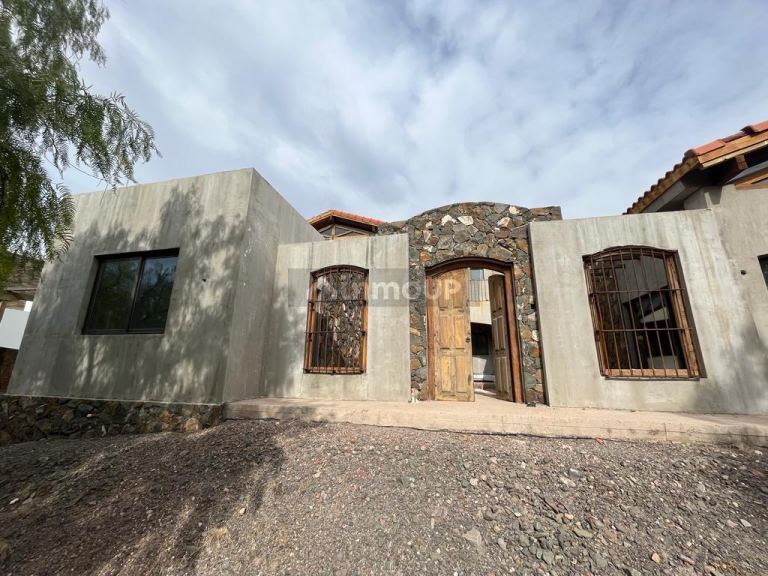 Casa en Venta en Capital, Mendoza