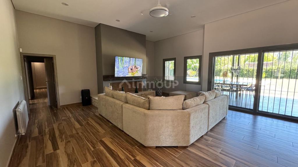 Casa en Venta en Maipu, Mendoza