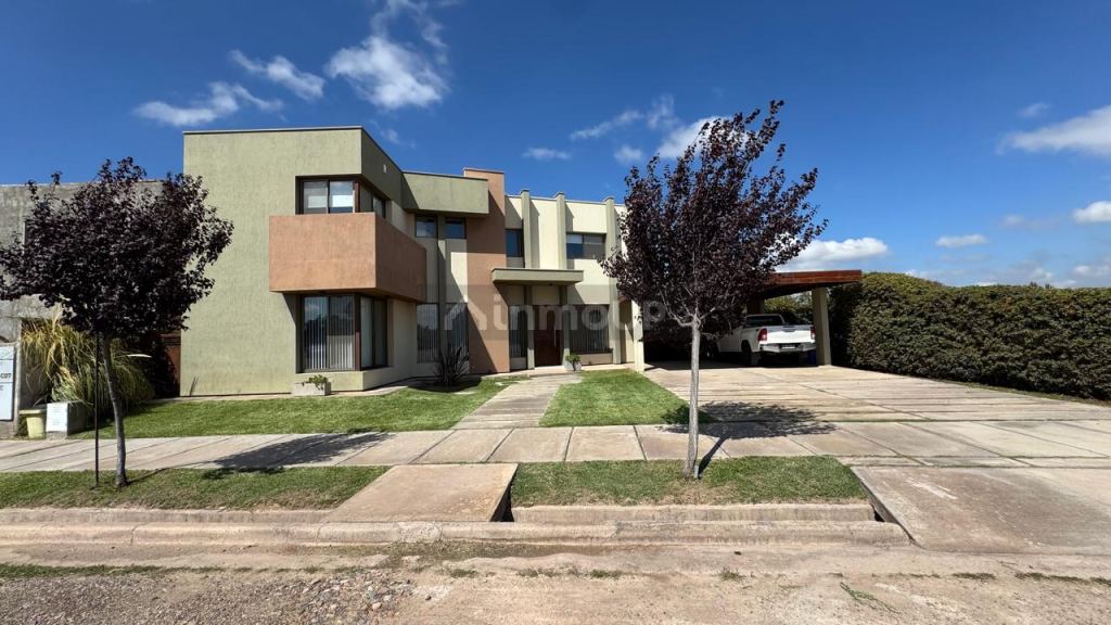 Casa en Venta en Maipu, Mendoza