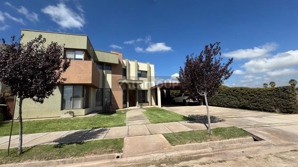 Casa en Venta en Maipu, Mendoza