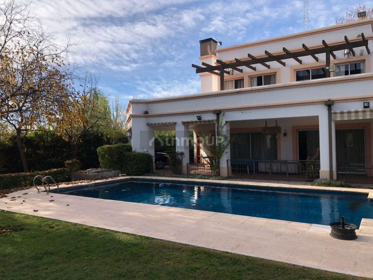 Casa en Venta en Lujan de Cuyo, Mendoza