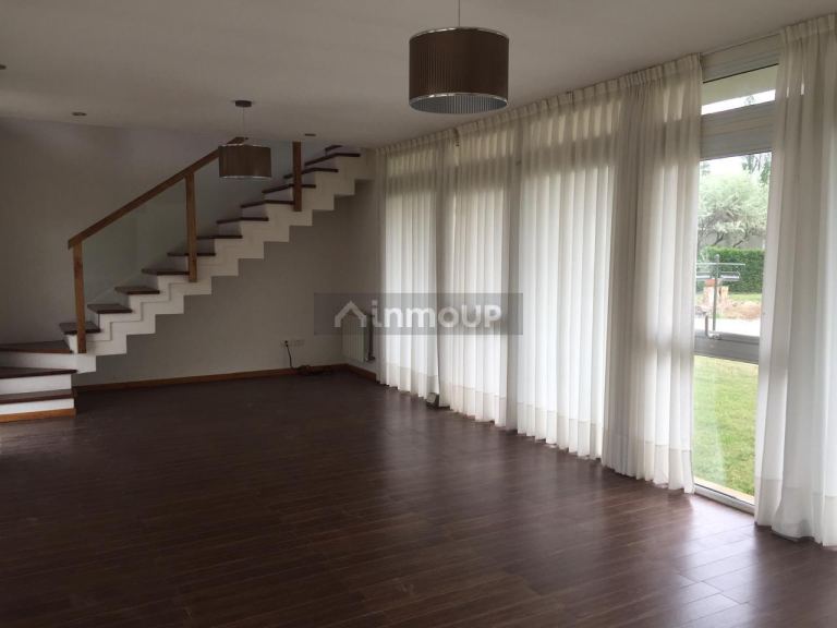 Casa en Alquiler en Lujan de Cuyo, Mendoza