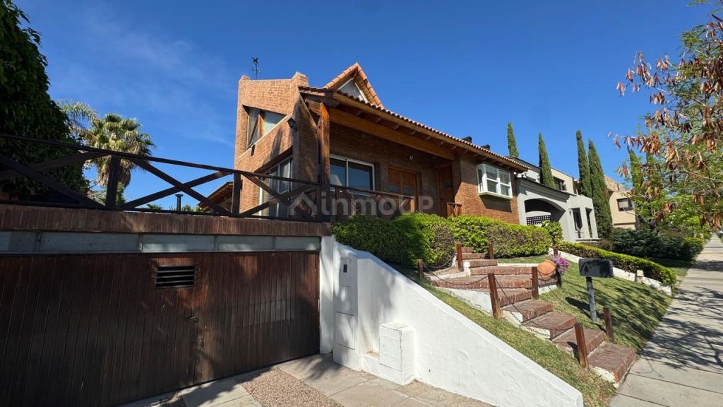 Casa en Venta en Godoy Cruz, Mendoza