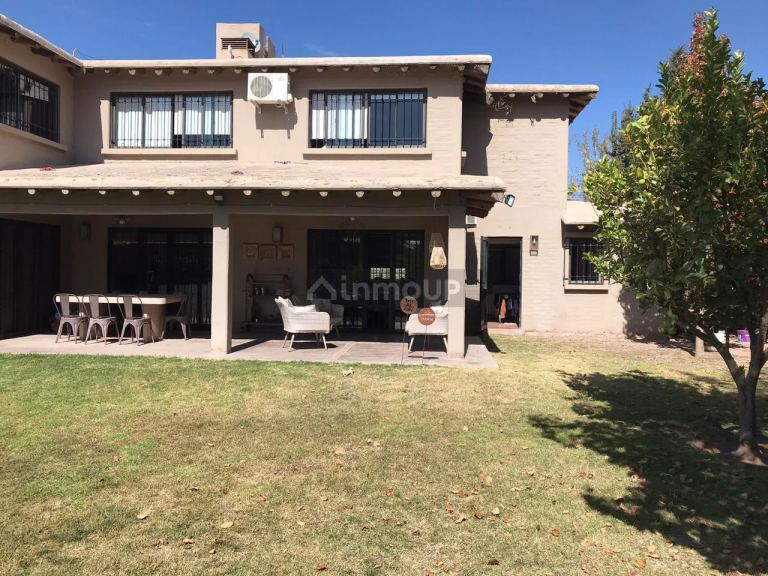 Casa en Venta en Lujan de Cuyo, Mendoza