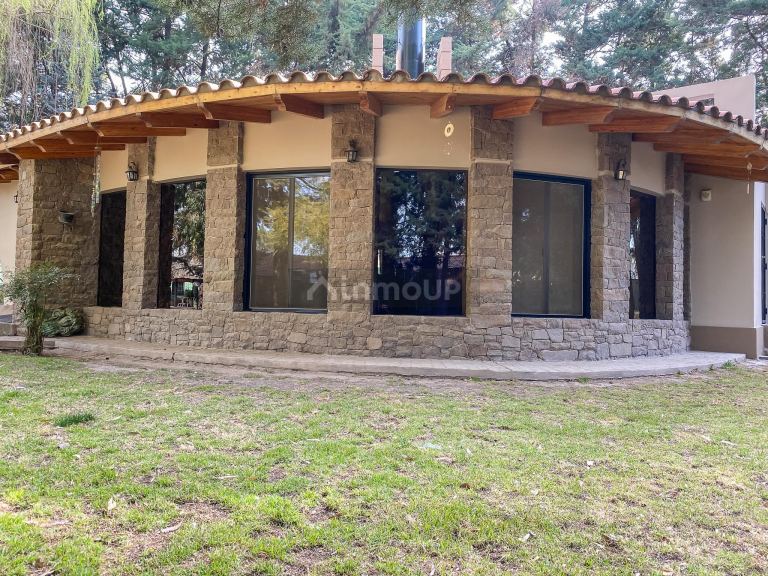 Casa en Alquiler en Lujan de Cuyo, Mendoza