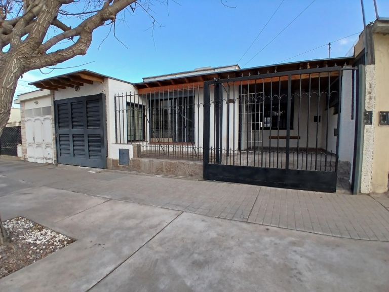 Casa en Venta en Guaymallen, Mendoza