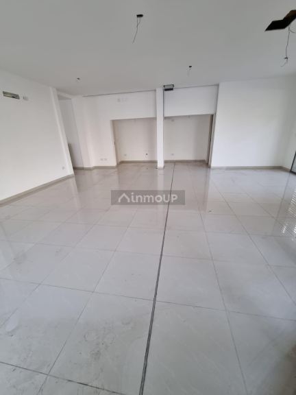 Local Comercial en Alquiler en Godoy Cruz, Mendoza - $ 500.000 | Inmoup - 6