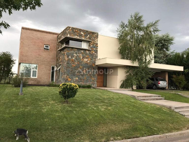 Casa en Venta en Lujan de Cuyo, Mendoza