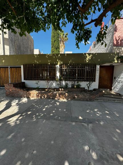 Casa en Alquiler en Godoy Cruz, Mendoza
