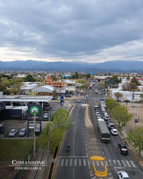 Local Comercial en Alquiler en Godoy Cruz, Mendoza - $ 980.000 | Inmoup - 10