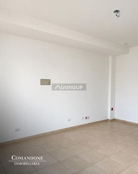Local Comercial en Alquiler en Godoy Cruz, Mendoza - $ 450.000 | Inmoup - 4
