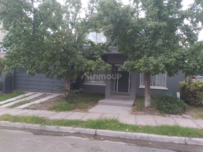 Casa en Alquiler en Godoy Cruz, Mendoza