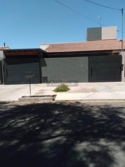 Casa en Venta en Las Heras, Mendoza