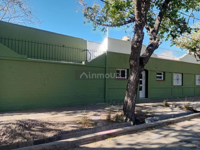 Oficina en Alquiler en Capital, Mendoza