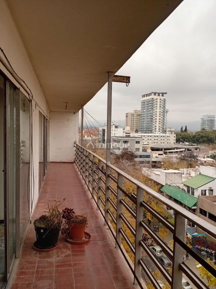 Oficina en Alquiler en Capital, Mendoza