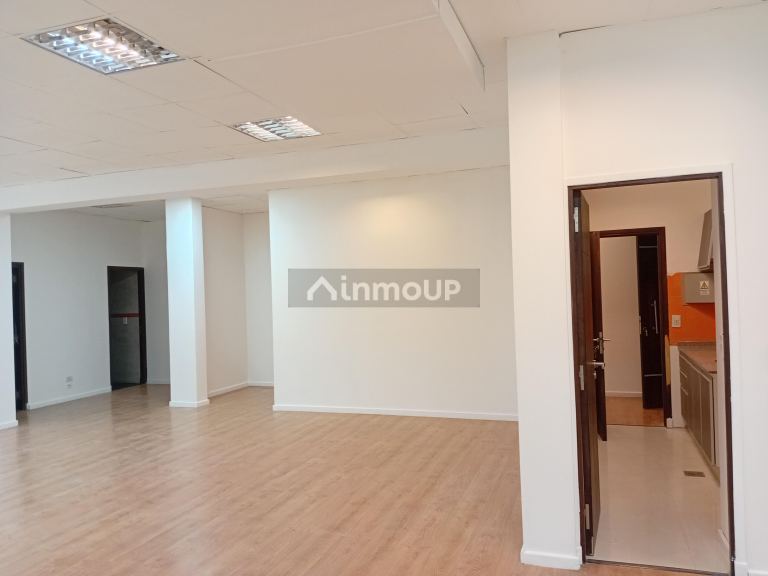 Oficina en Alquiler en Capital, Mendoza - $ 1.200.000 | Inmoup - 19