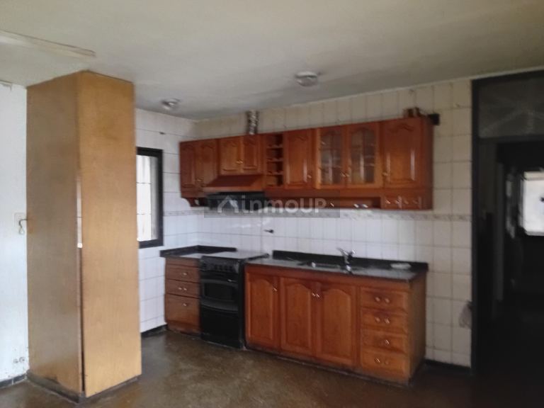 Capital Fray M.Esquiu 721 a metros de Jufre