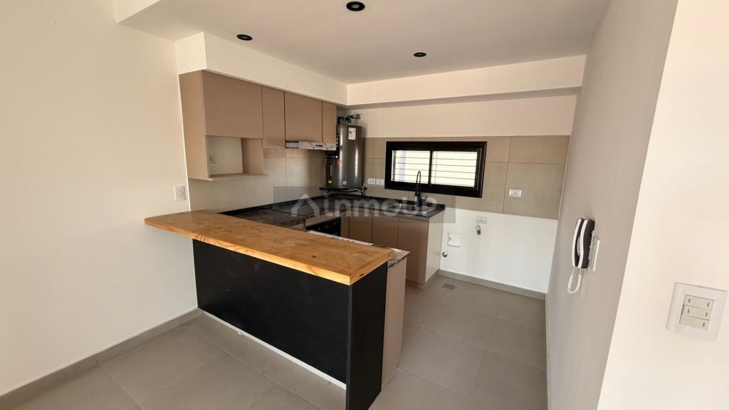Departamento en Venta en Maipu, Mendoza