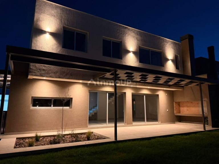 Casa en Venta en Lujan de Cuyo, Mendoza