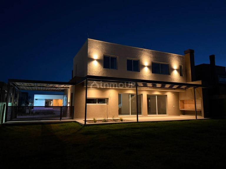 Casa en Venta en Lujan de Cuyo, Mendoza