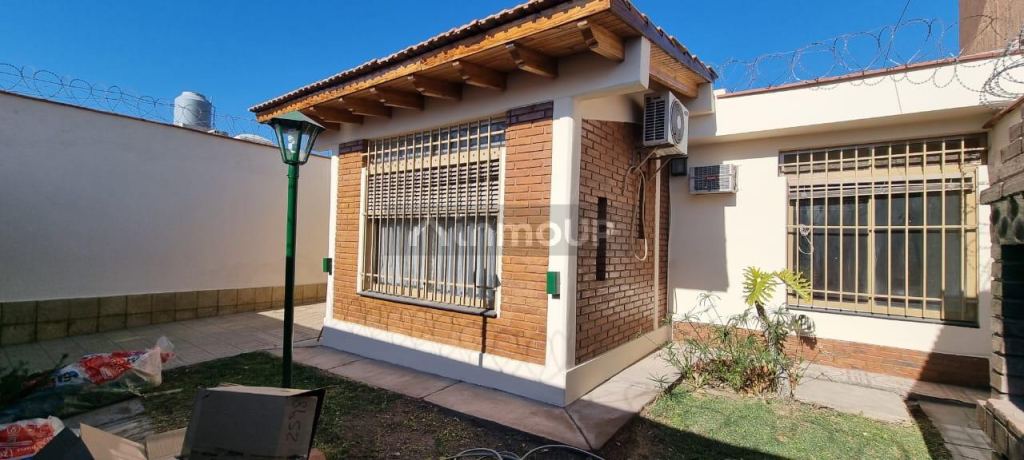 Casa en Venta en Guaymallen, Mendoza