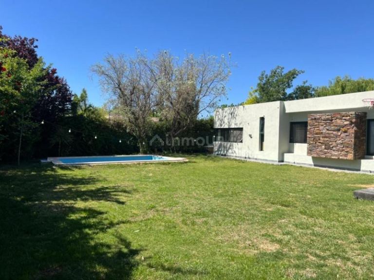 Casa en Venta en Maipu, Mendoza