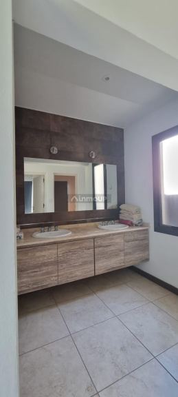 Casa en Alquiler en Maipu, Mendoza