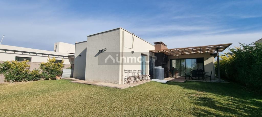 Casa en Alquiler en Maipu, Mendoza