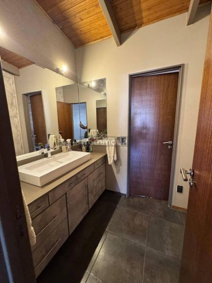 Casa en Venta en Capital, Mendoza