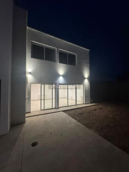 Casa en Venta en Guaymallen, Mendoza