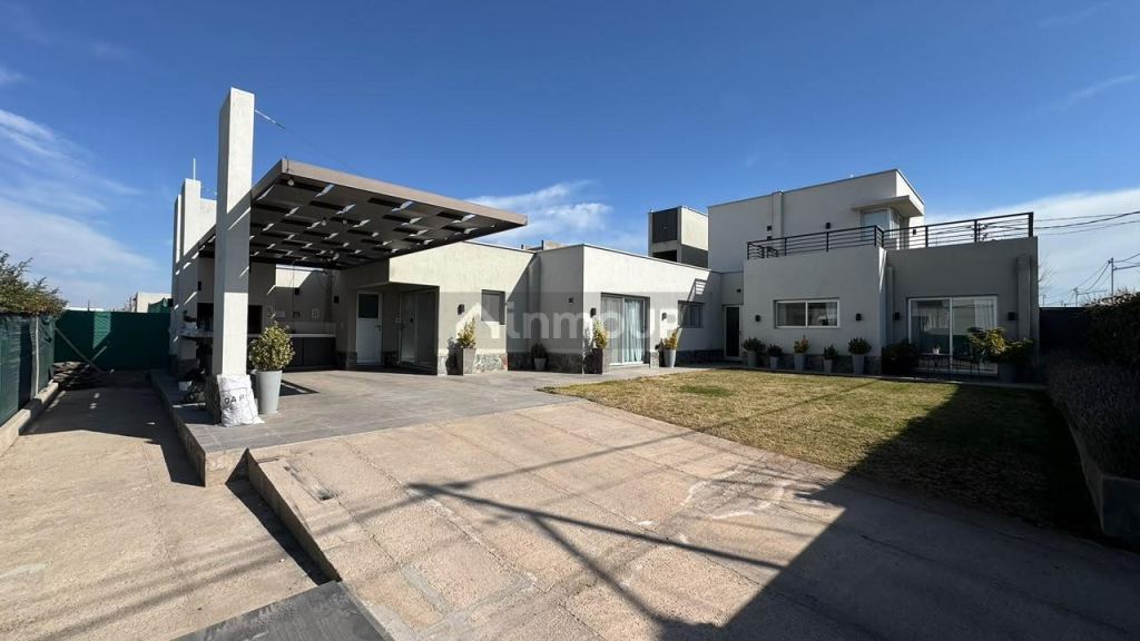 Casa en Alquiler en Maipu, Mendoza - USD 1.500 | Inmoup - 1