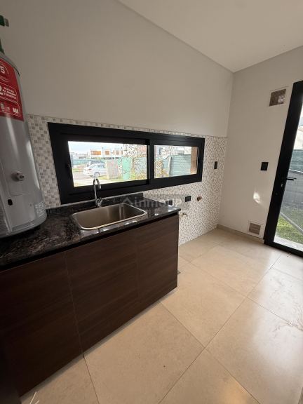 Casa en Alquiler en Maipu, Mendoza