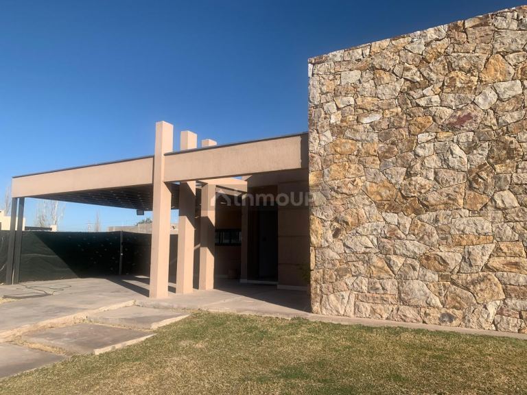 Casa en Alquiler en Maipu, Mendoza