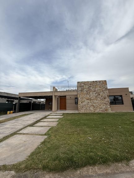 Casa en Alquiler en Maipu, Mendoza