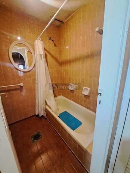 Casa en Venta en Capital, Mendoza - USD 155.000 | Inmoup - 24