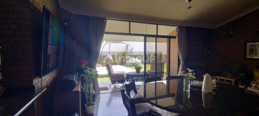 Chalet en Venta en San Martin, Mendoza - USD 600.000 | Inmoup - 24
