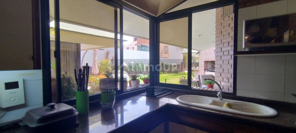 Chalet en Venta en San Martin, Mendoza - USD 600.000 | Inmoup - 9