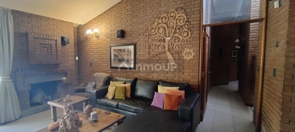 Chalet en Venta en San Martin, Mendoza - USD 600.000 | Inmoup - 6
