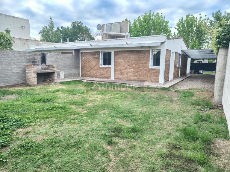 Casa en Alquiler en Lujan de Cuyo, Mendoza - $ 950.000 | Inmoup - 3