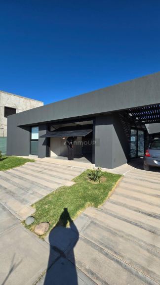 Casa en Venta en Maipu, Mendoza