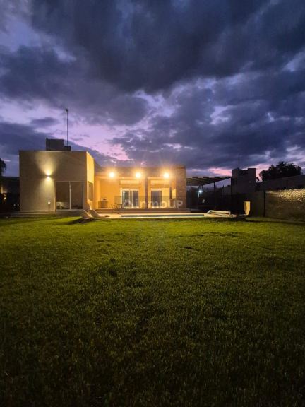 Casa en Venta en Guaymallen, Mendoza