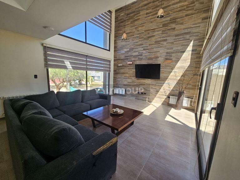 Casa en Alquiler en Maipu, Mendoza