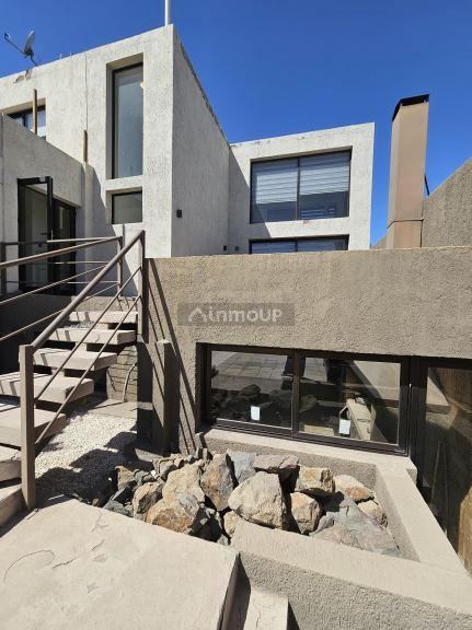 Casa en Alquiler en Maipu, Mendoza
