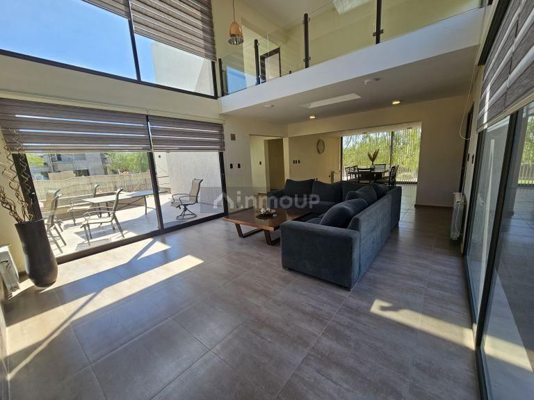 Casa en Alquiler en Maipu, Mendoza