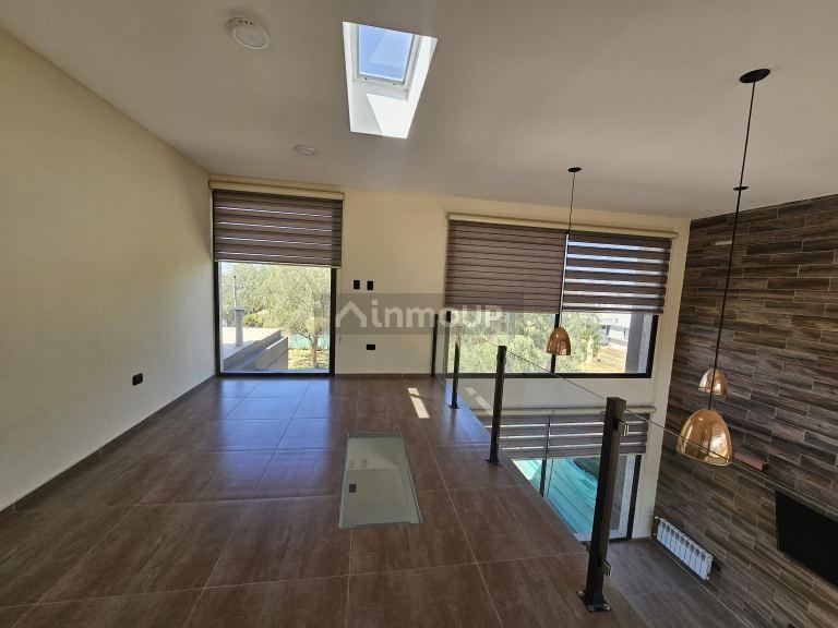 Casa en Alquiler en Maipu, Mendoza