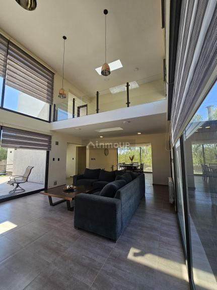 Casa en Alquiler en Maipu, Mendoza