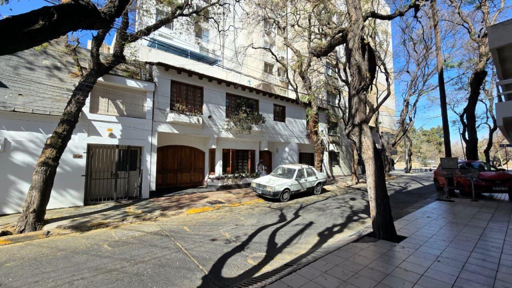 Oficina en Alquiler en Capital, Mendoza